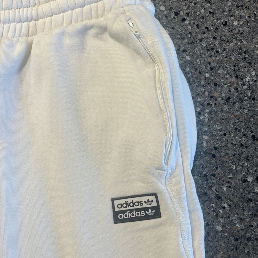 Adidas jogger sweat pants, men’s medium - Picture 2 of 7